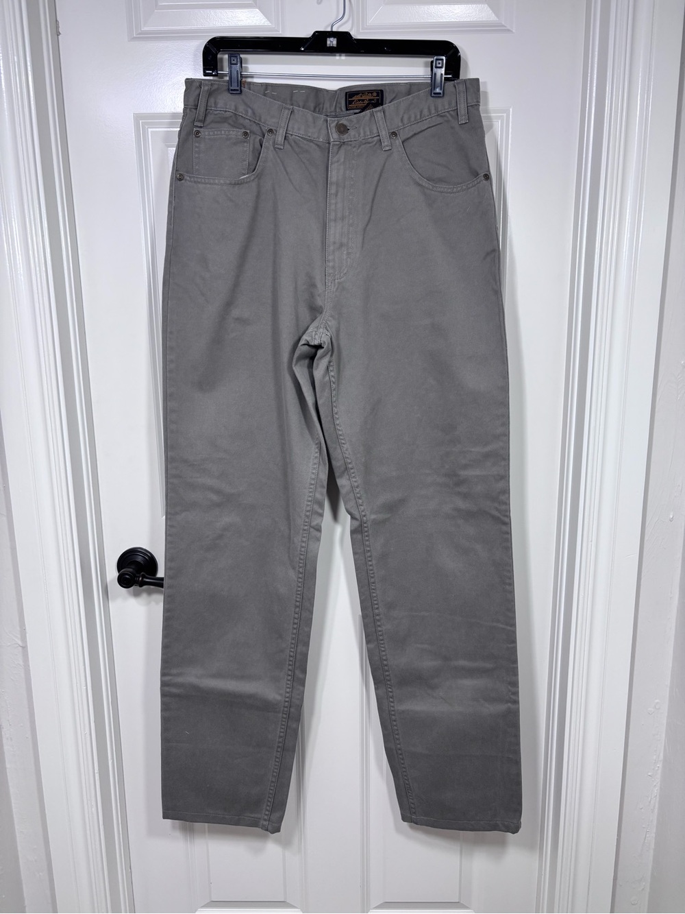NWT Vintage Eddie Bauer Straight Leg Jeans Men’s 34 Cement